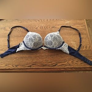 Victorias Secret Bombshell Plunge Push-up bra